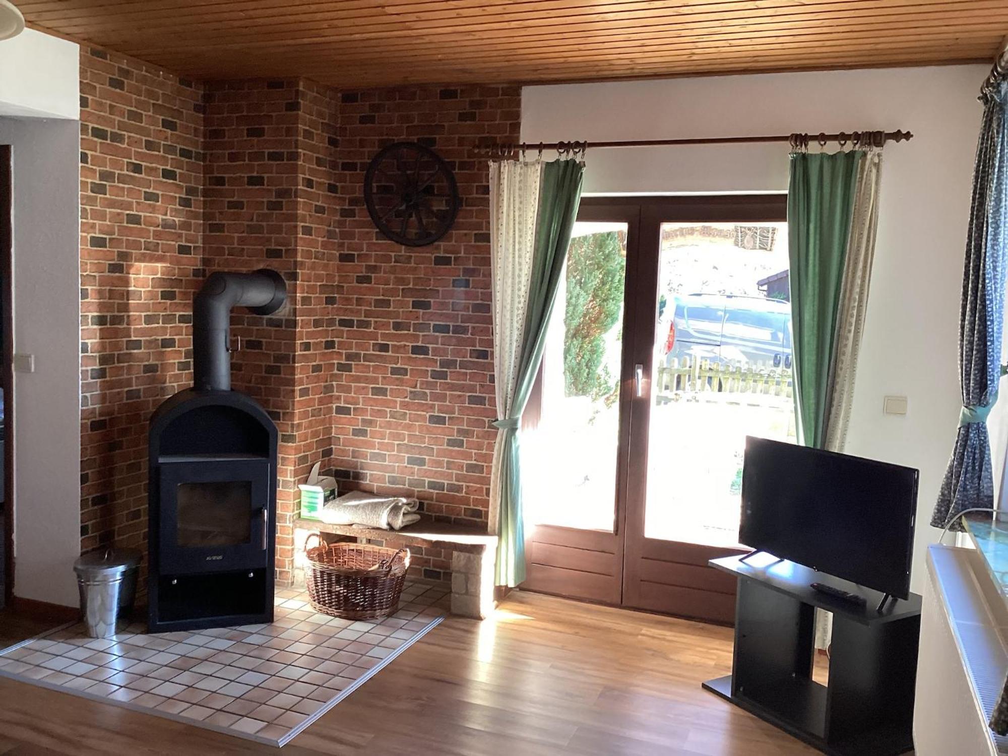 Detached Holiday Residence In The Wonderfully Beautiful Harz Kamschlacken المظهر الخارجي الصورة